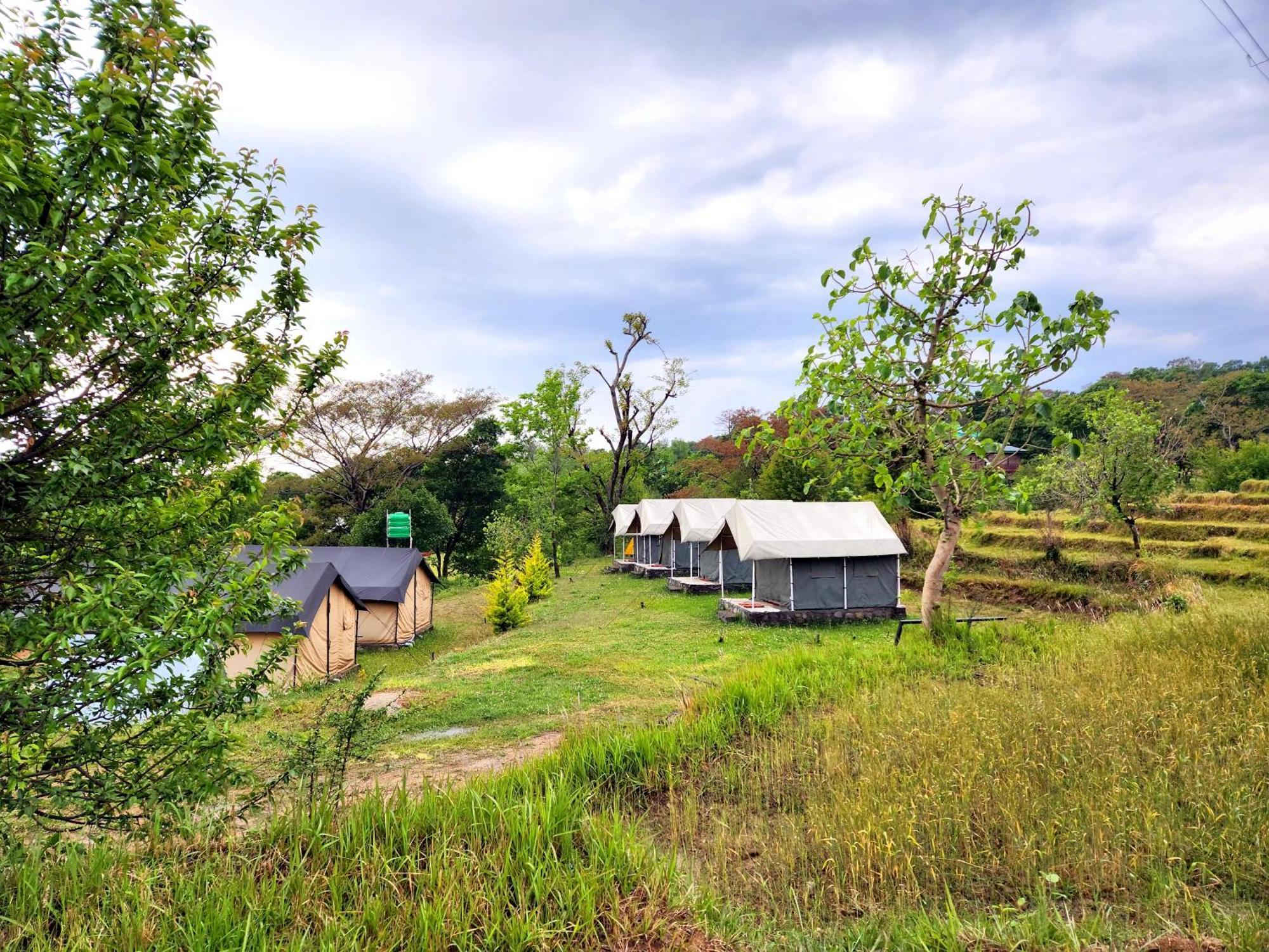 Hipostel Bir - Stay And Cafe Palampur Luaran gambar